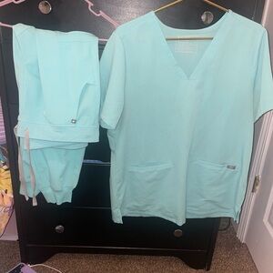 Figs Aqua Blue Scrub Set